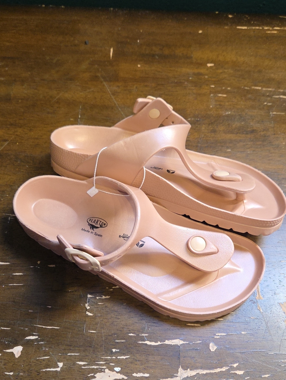 Plakton Size 6 Women’s Rose Gold Thong Sandals with Back Strap NEW